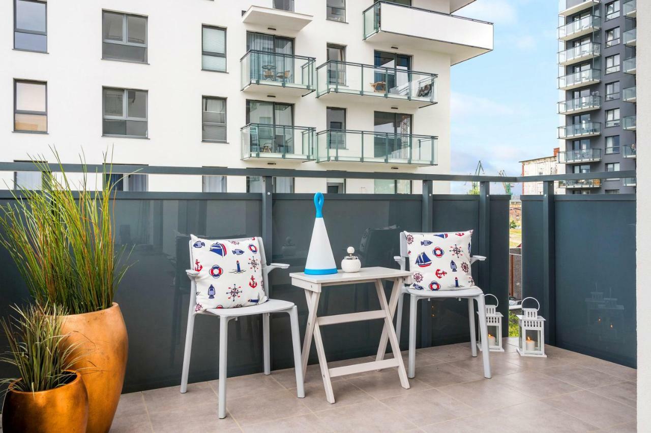 Via Apartments Deluxe Gdansk Bagian luar foto